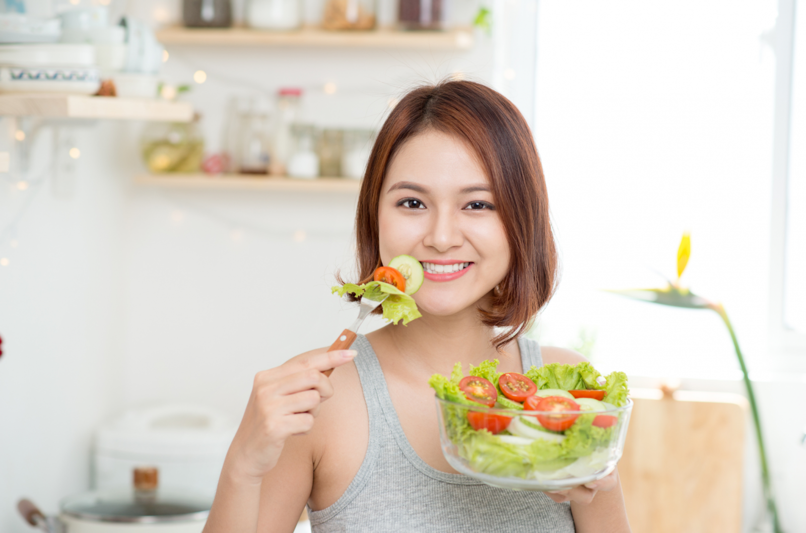 Tập luyện và ăn uống đúng cách giúp cân bằng nội tiết tố