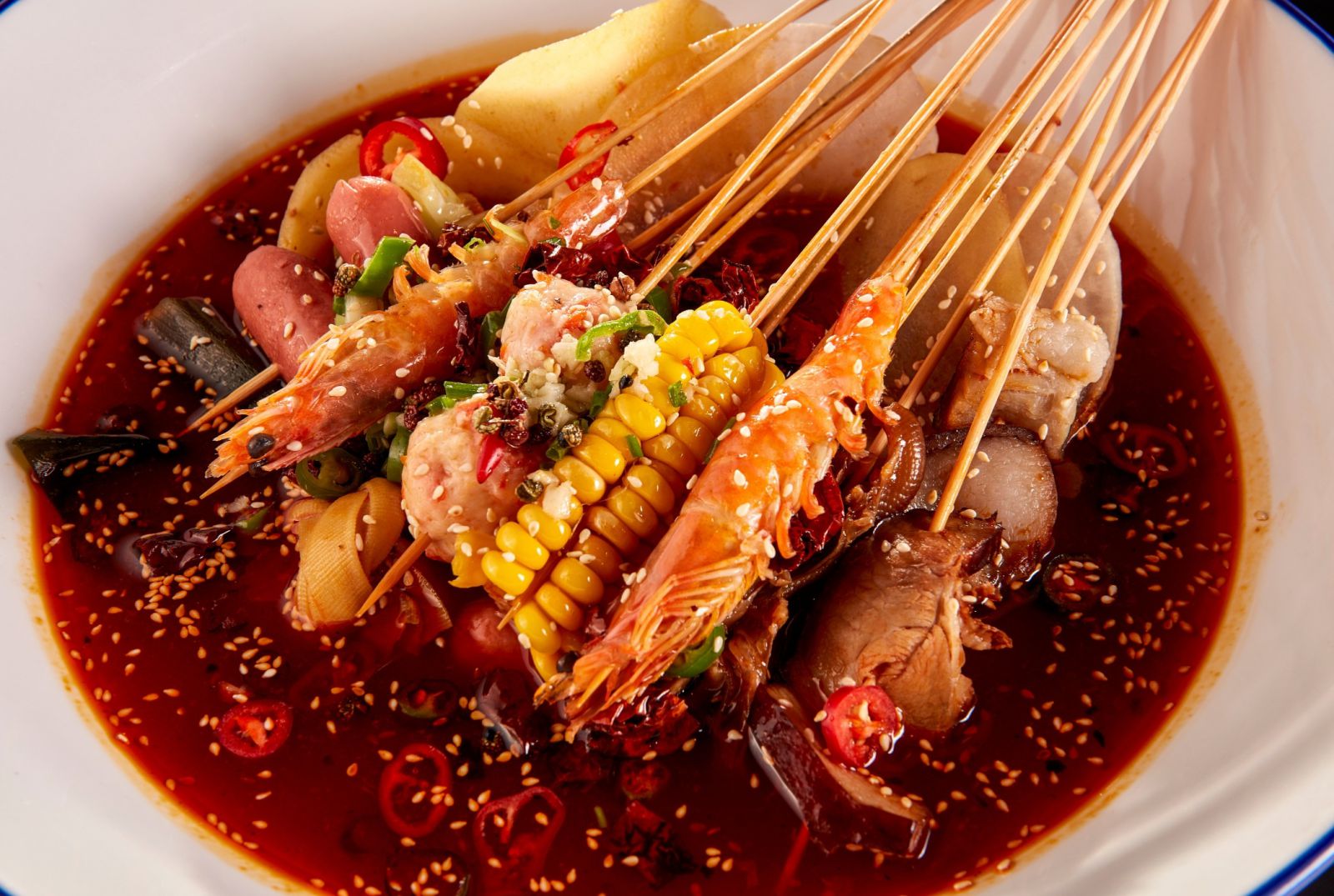 Phụ nữ tuổi trung niên hạn chế đồ cay